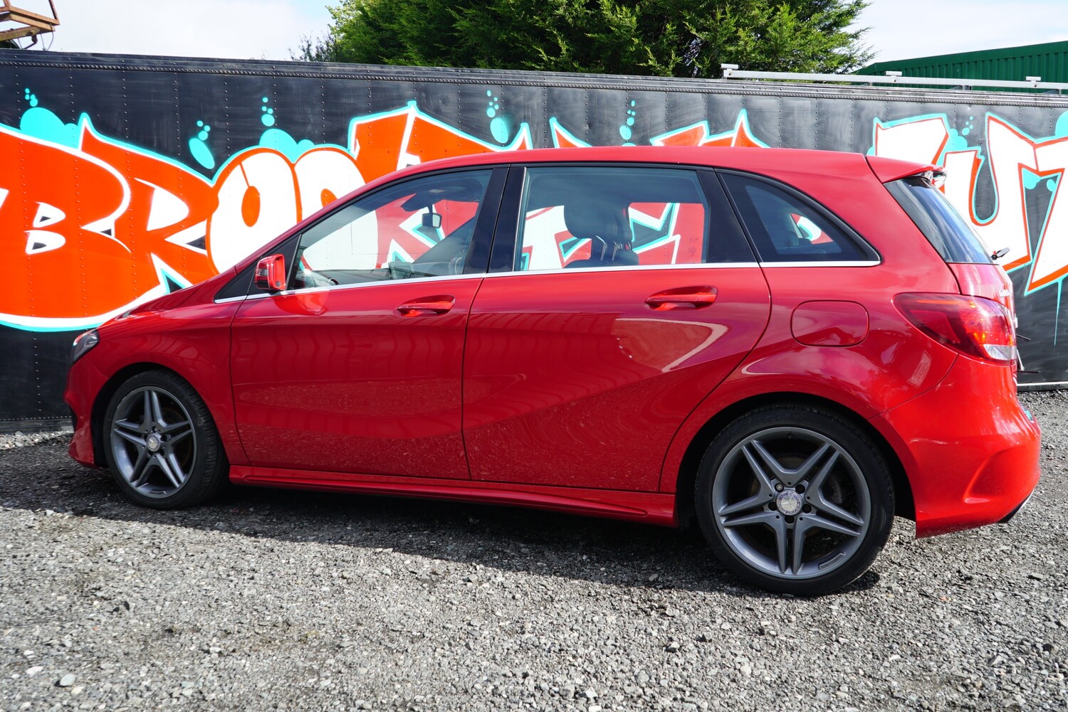 Used Mercedes-Benz B-Class 2015 for sale - 75987310: Photo 9