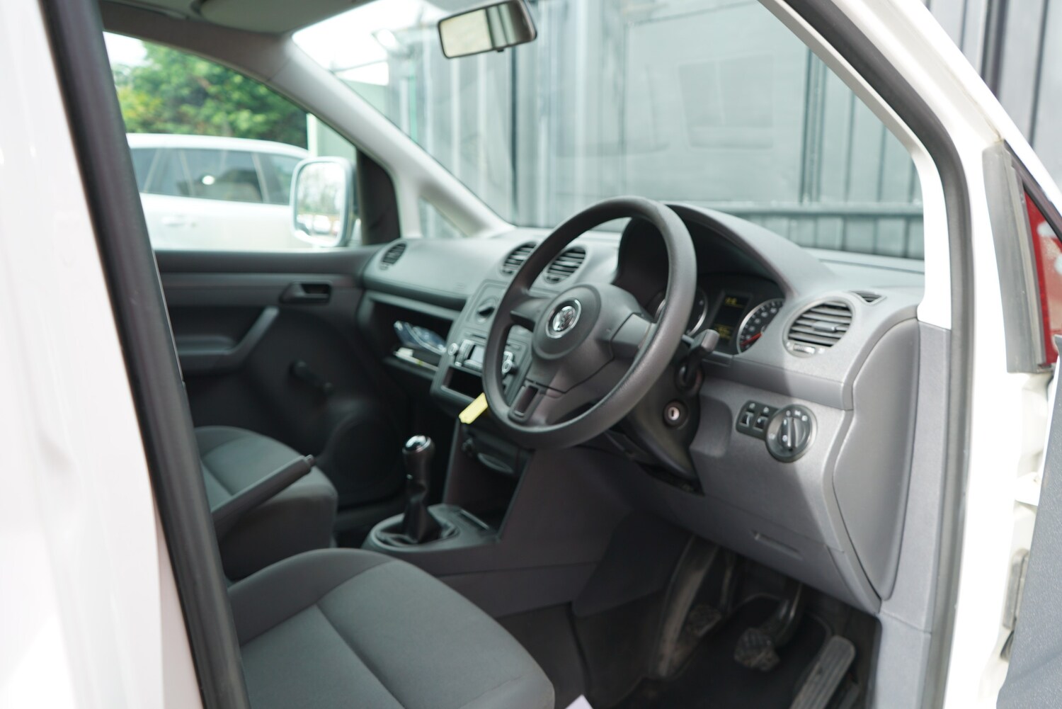 Used Volkswagen Caddy 2015 for sale - 77779425: Photo 42