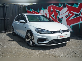 Used Volkswagen Golf 2017 for sale - 79406083: Photo
