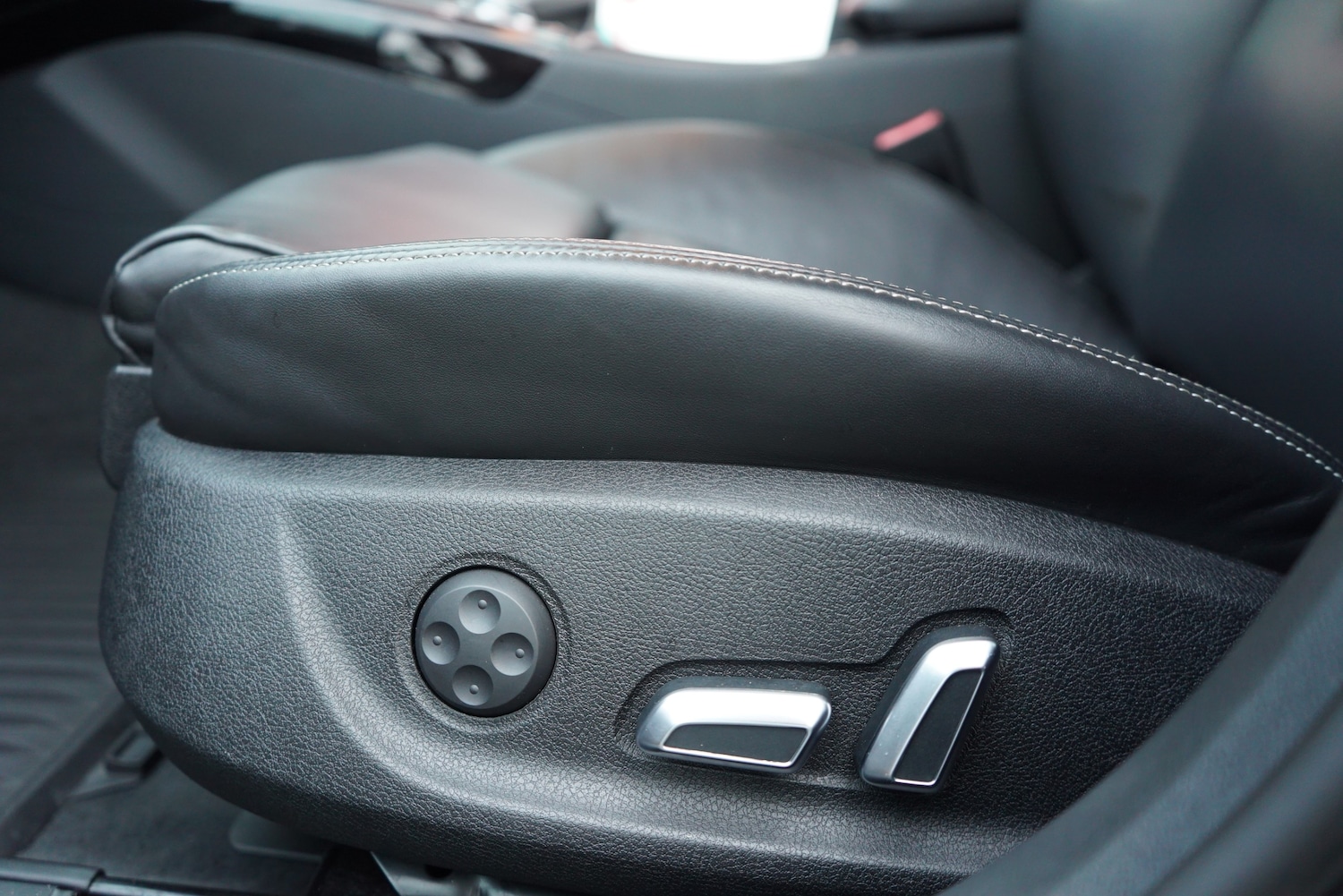 Used Audi S4 Avant 2014 for sale - 76691756: Photo 80