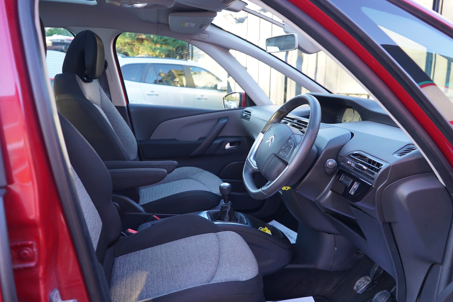 Used Citroen C4 Grand Picasso 2016 for sale - 76635091: Photo 39