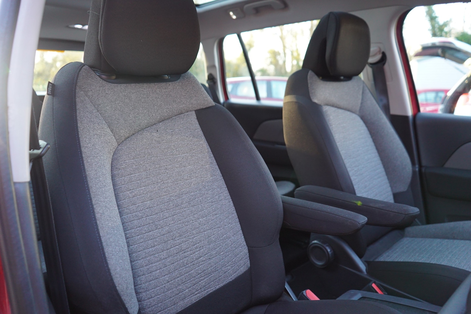 Used Citroen C4 Grand Picasso 2016 for sale - 76635091: Photo 42