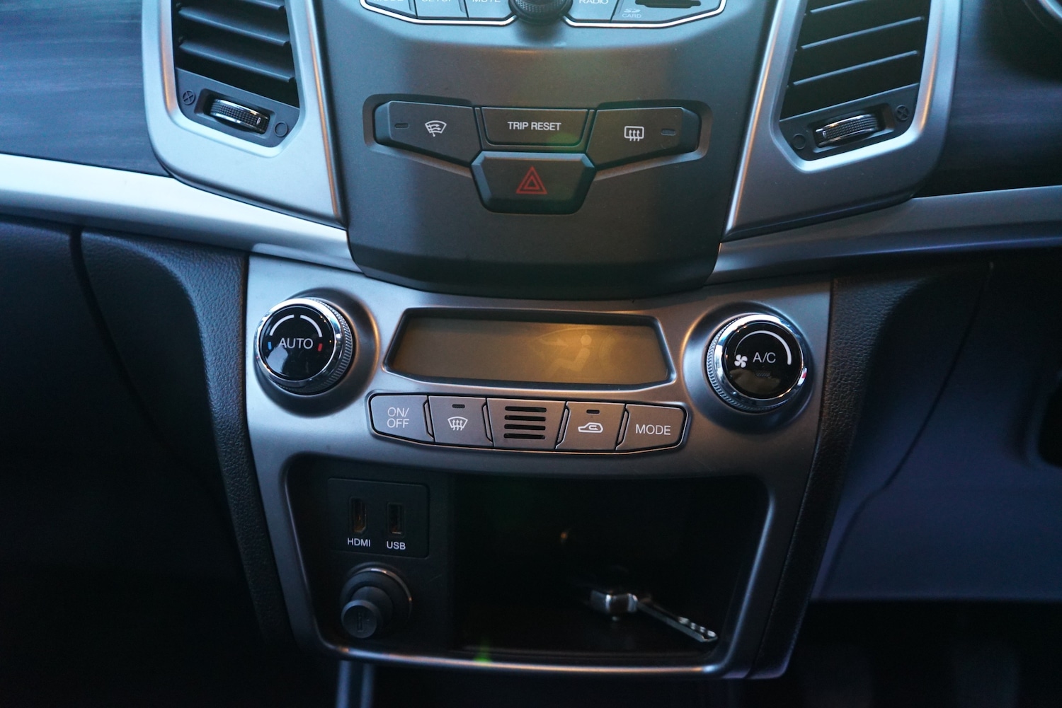 Used Ssangyong Korando 2016 for sale - 76545942: Photo 49