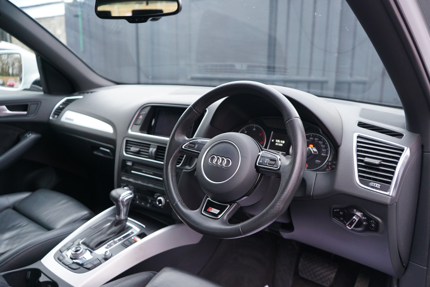 Used Audi Q5 2015 for sale - 77327294: Photo 43