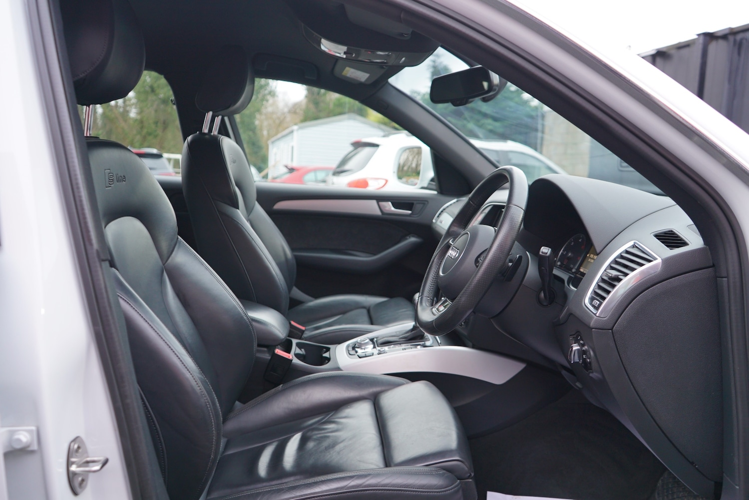 Used Audi Q5 2015 for sale - 77327294: Photo 46