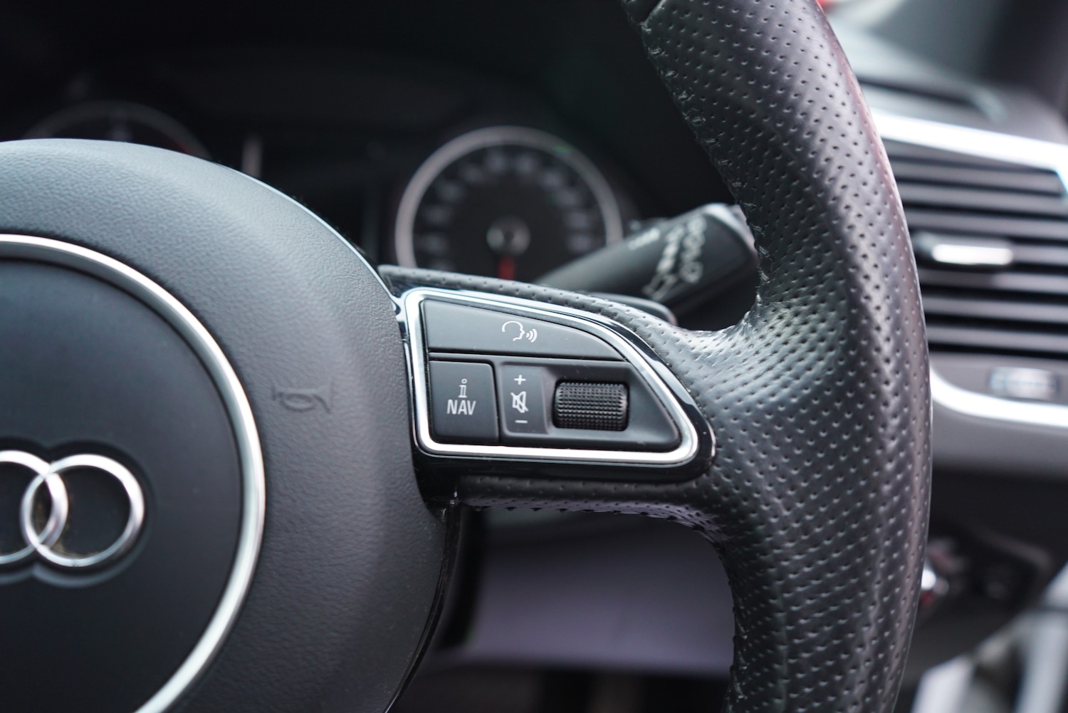 Used Audi Q5 2015 for sale - 77327294: Photo 53