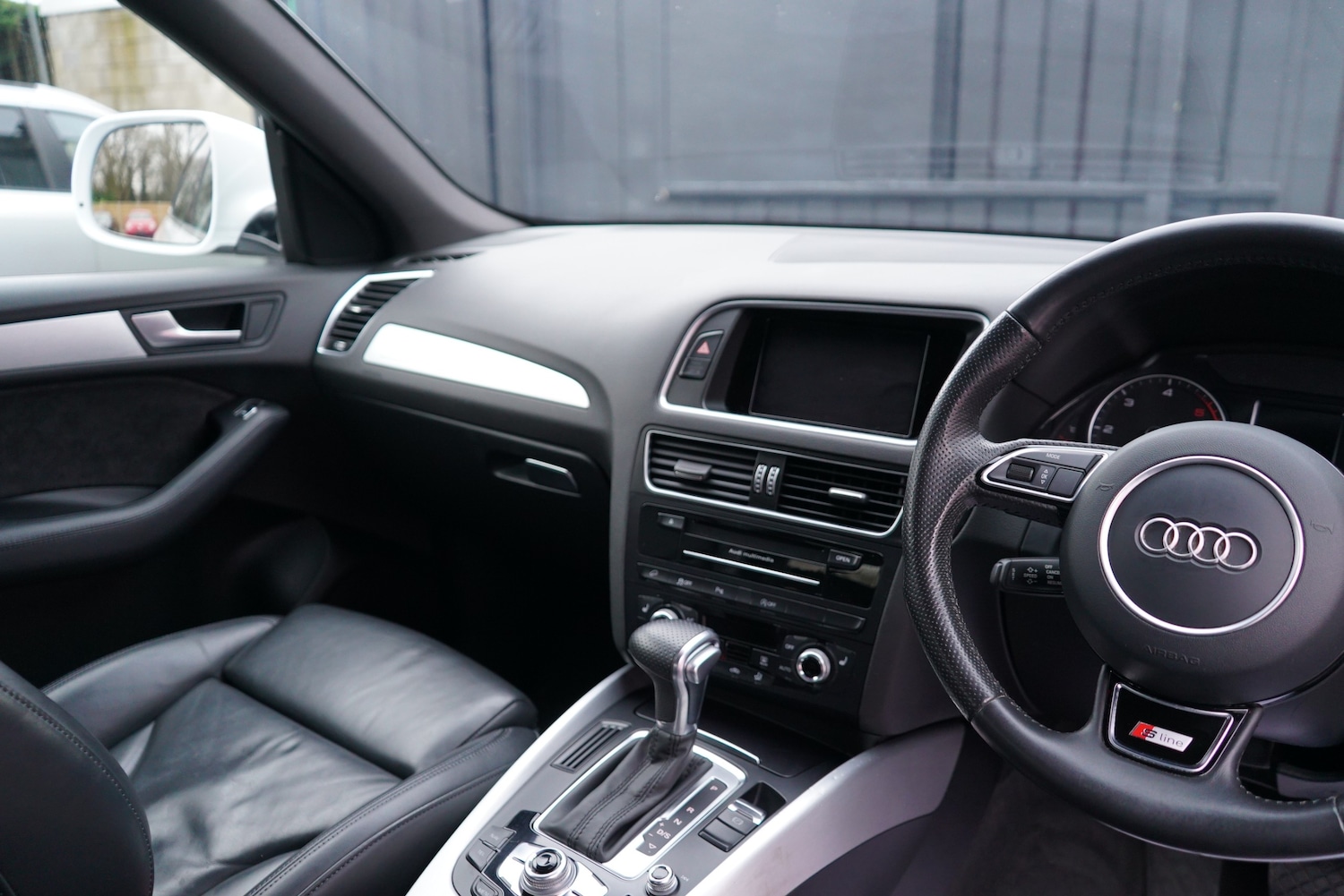 Used Audi Q5 2015 for sale - 77327294: Photo 69