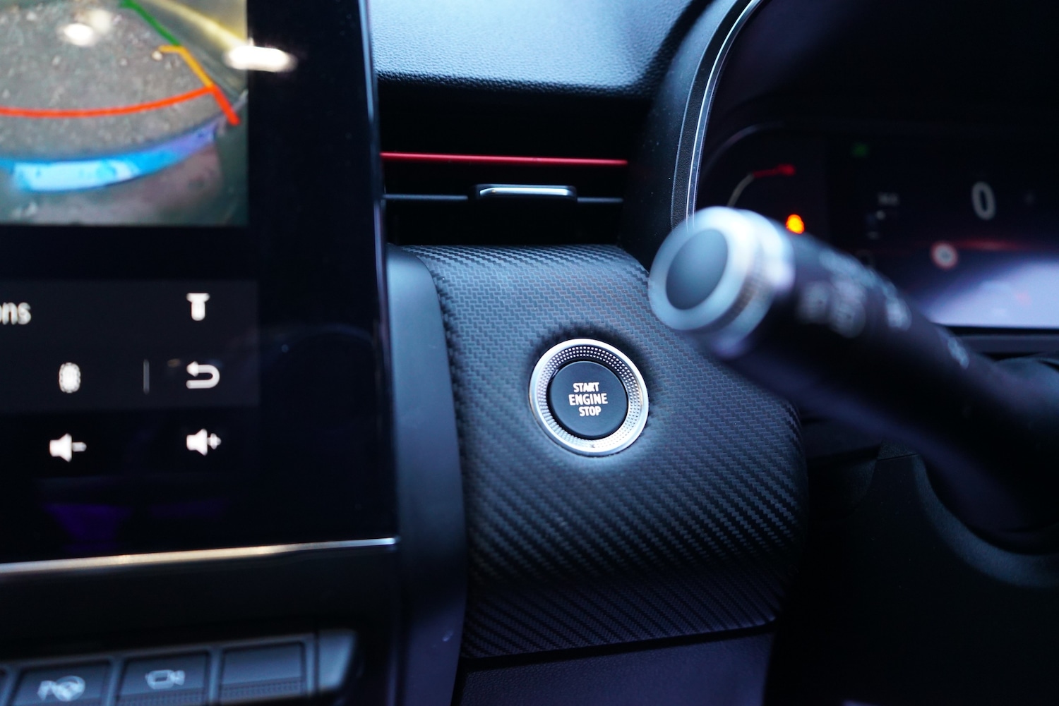 Used Renault Clio 2019 for sale - 76691755: Photo 25