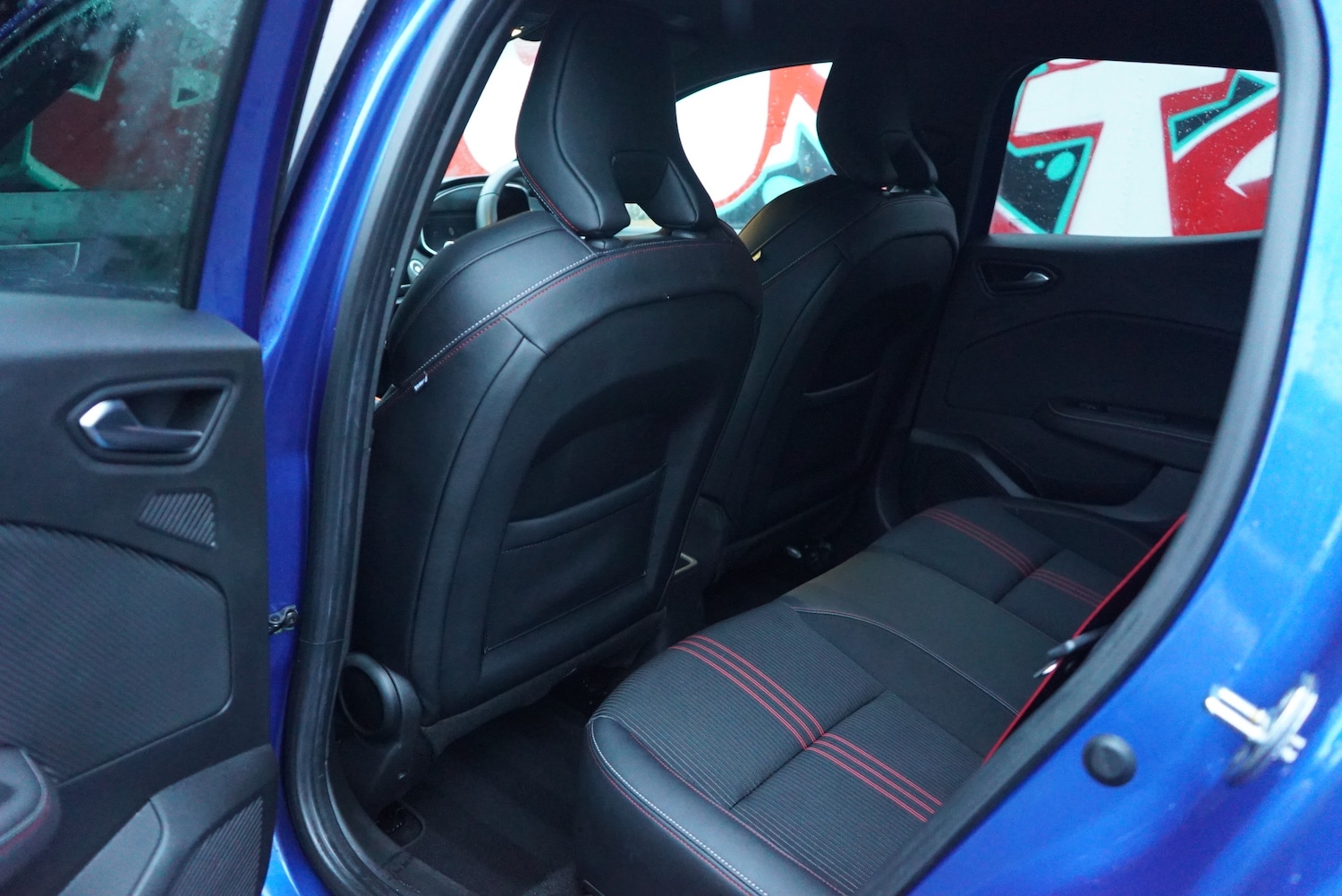 Used Renault Clio 2019 for sale - 76691755: Photo 47