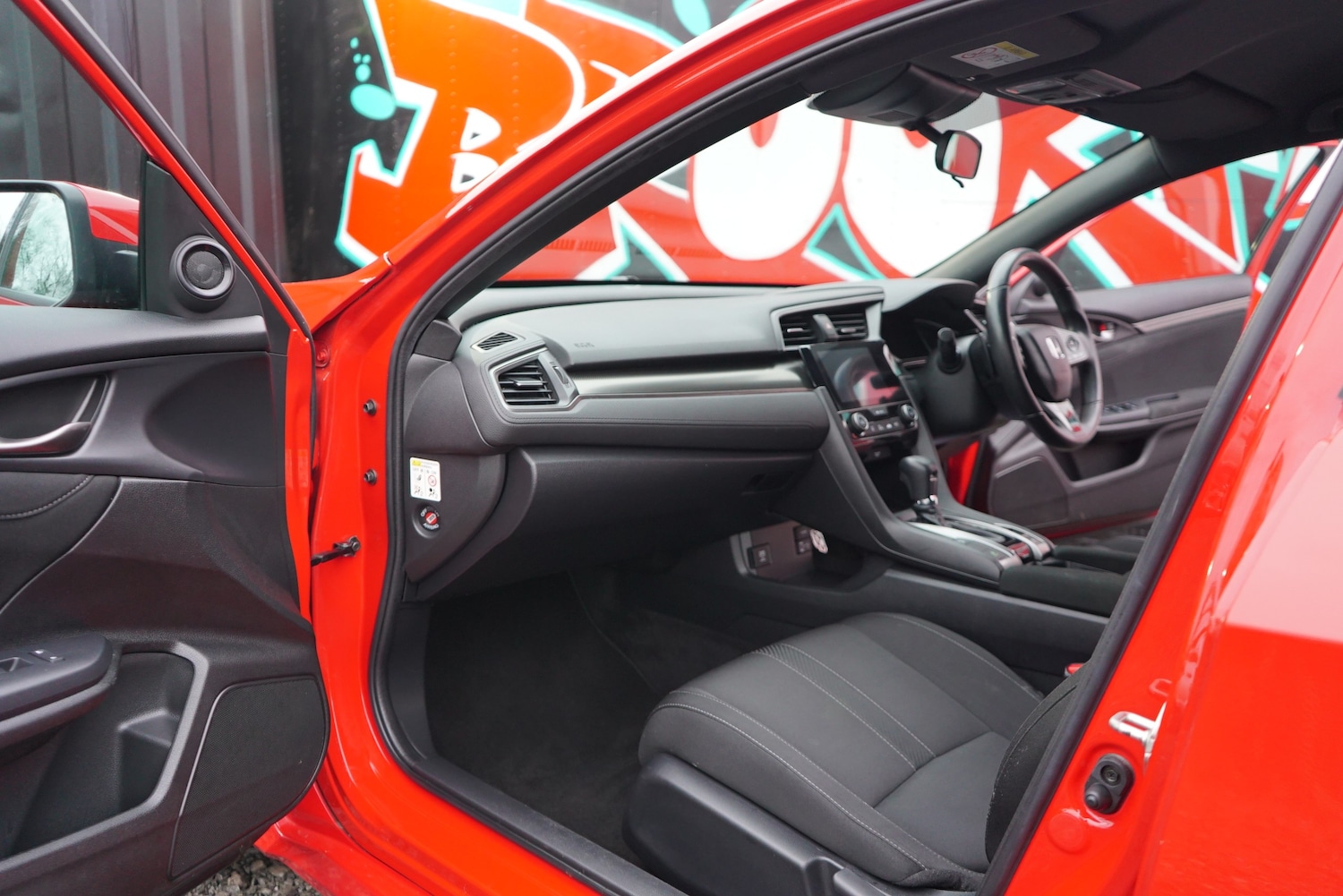 Used Honda Civic 2017 for sale - 77980212: Photo 74