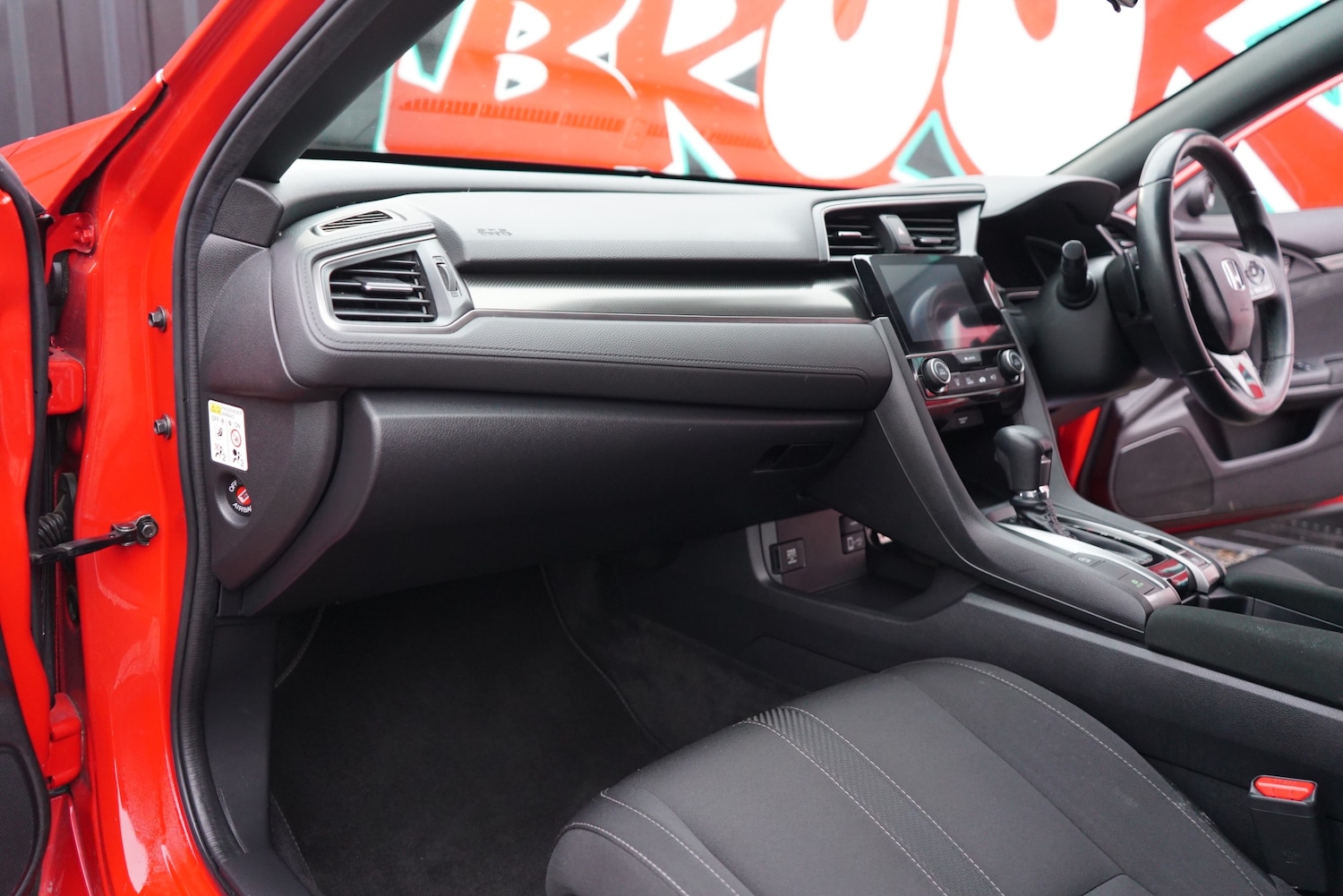 Used Honda Civic 2017 for sale - 77980212: Photo 81