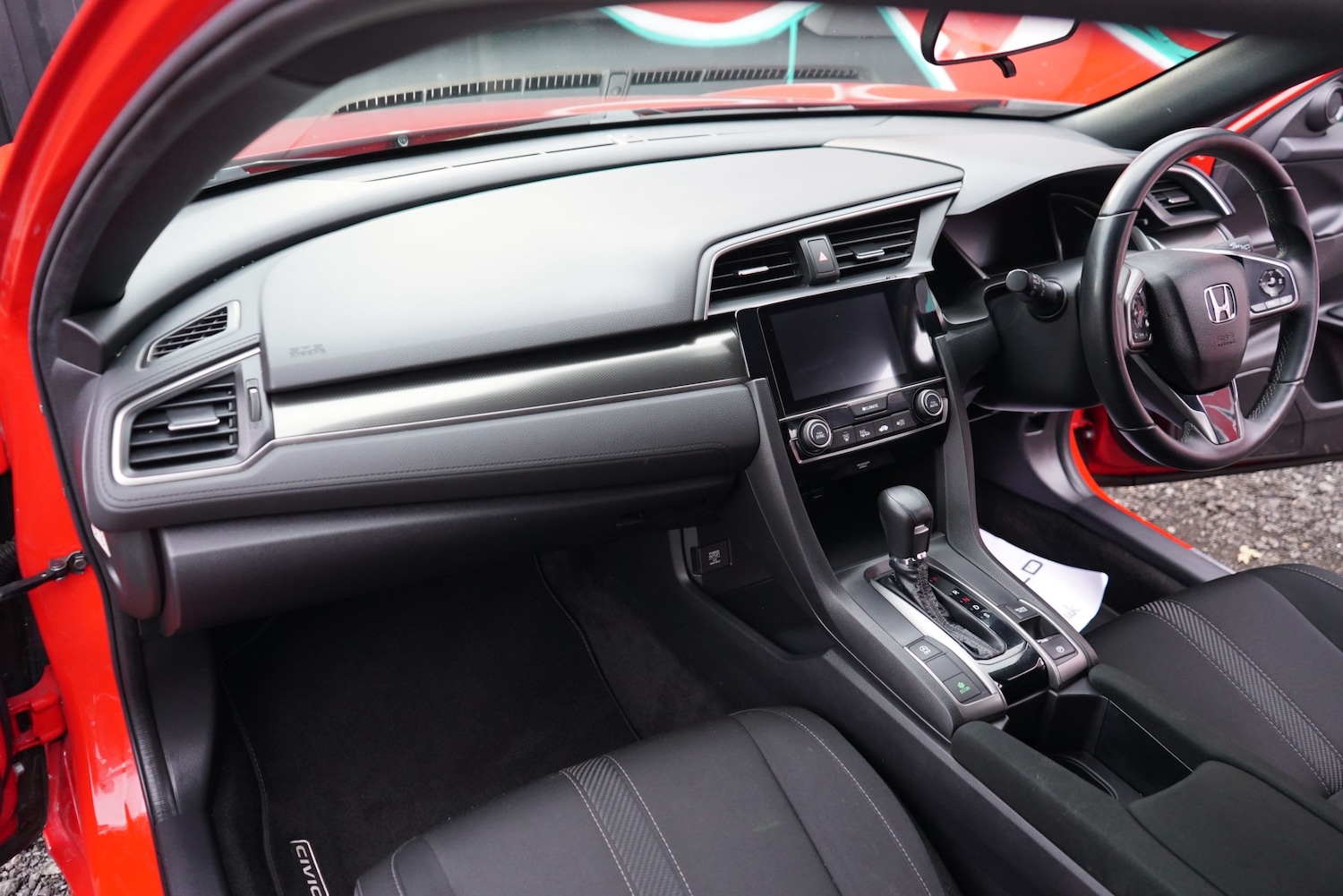 Used Honda Civic 2017 for sale - 77980212: Photo 82