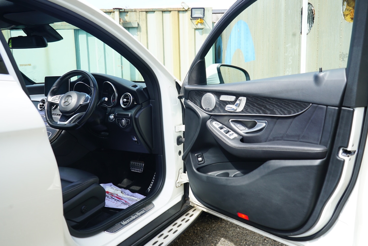 Vehicle 29