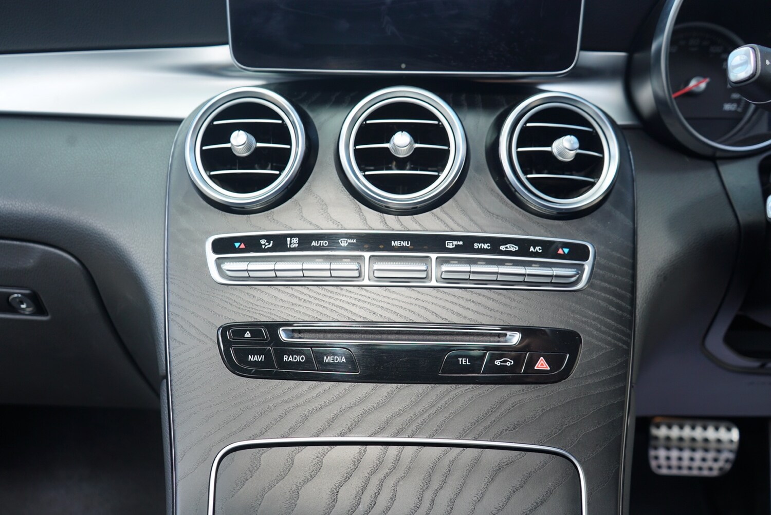 Used Mercedes-Benz GLC 2017 for sale - 75524732: Photo 53