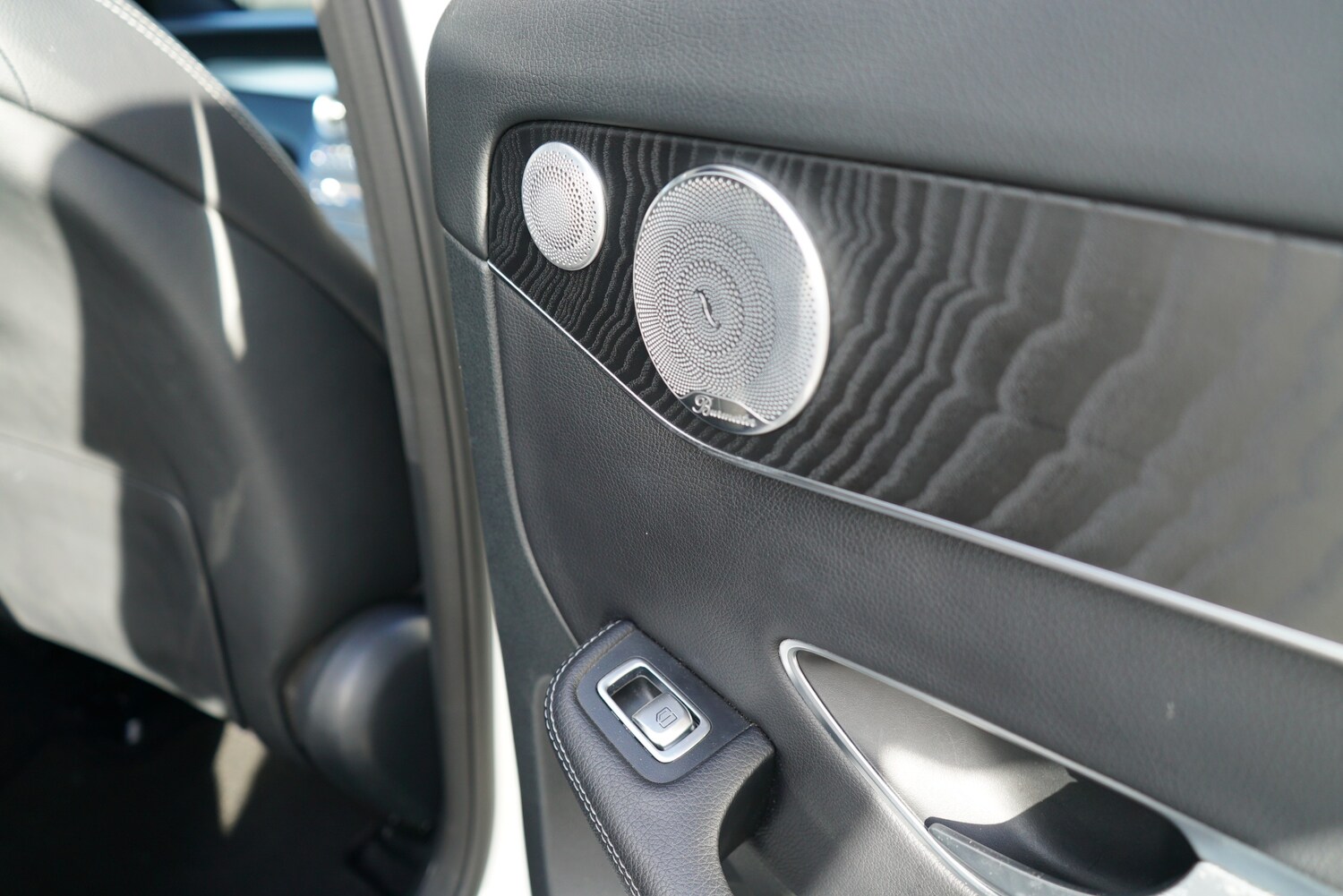 Used Mercedes-Benz GLC 2017 for sale - 75524732: Photo 60