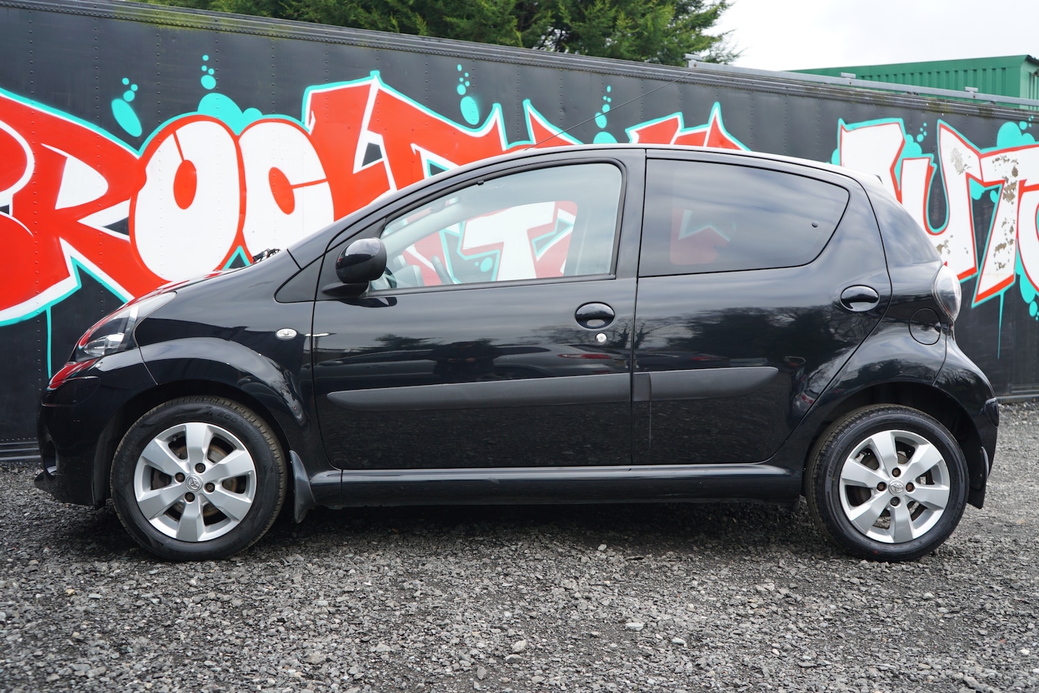 Used Toyota AYGO 2013 for sale - 77408840: Photo 10