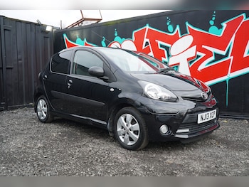 2013 (13) - 1.0 VVT-i Fire 5dr [AC]