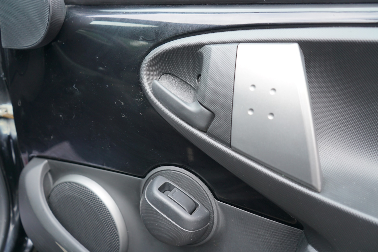 Used Toyota AYGO 2013 for sale - 77408840: Photo 32