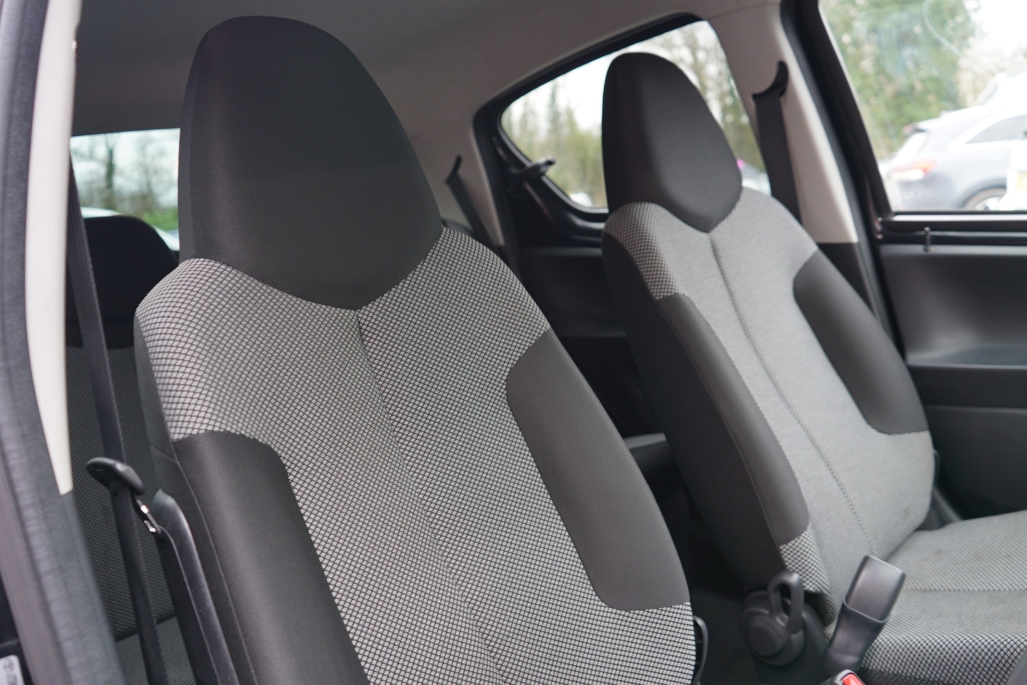 Used Toyota AYGO 2013 for sale - 77408840: Photo 37