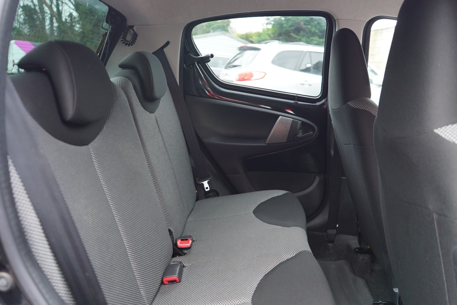 Used Toyota AYGO 2013 for sale - 77408840: Photo 49