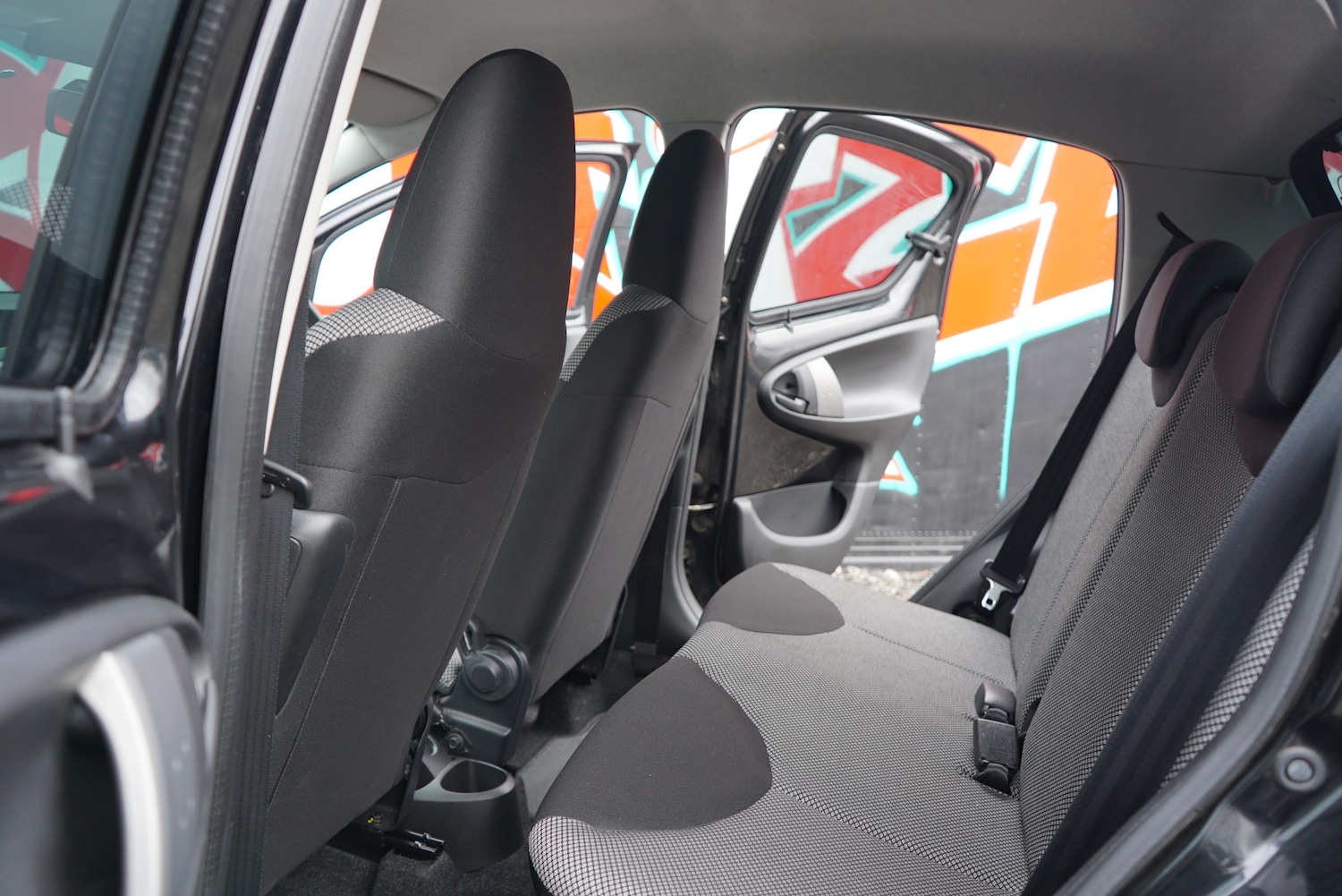 Used Toyota AYGO 2013 for sale - 77408840: Photo 56