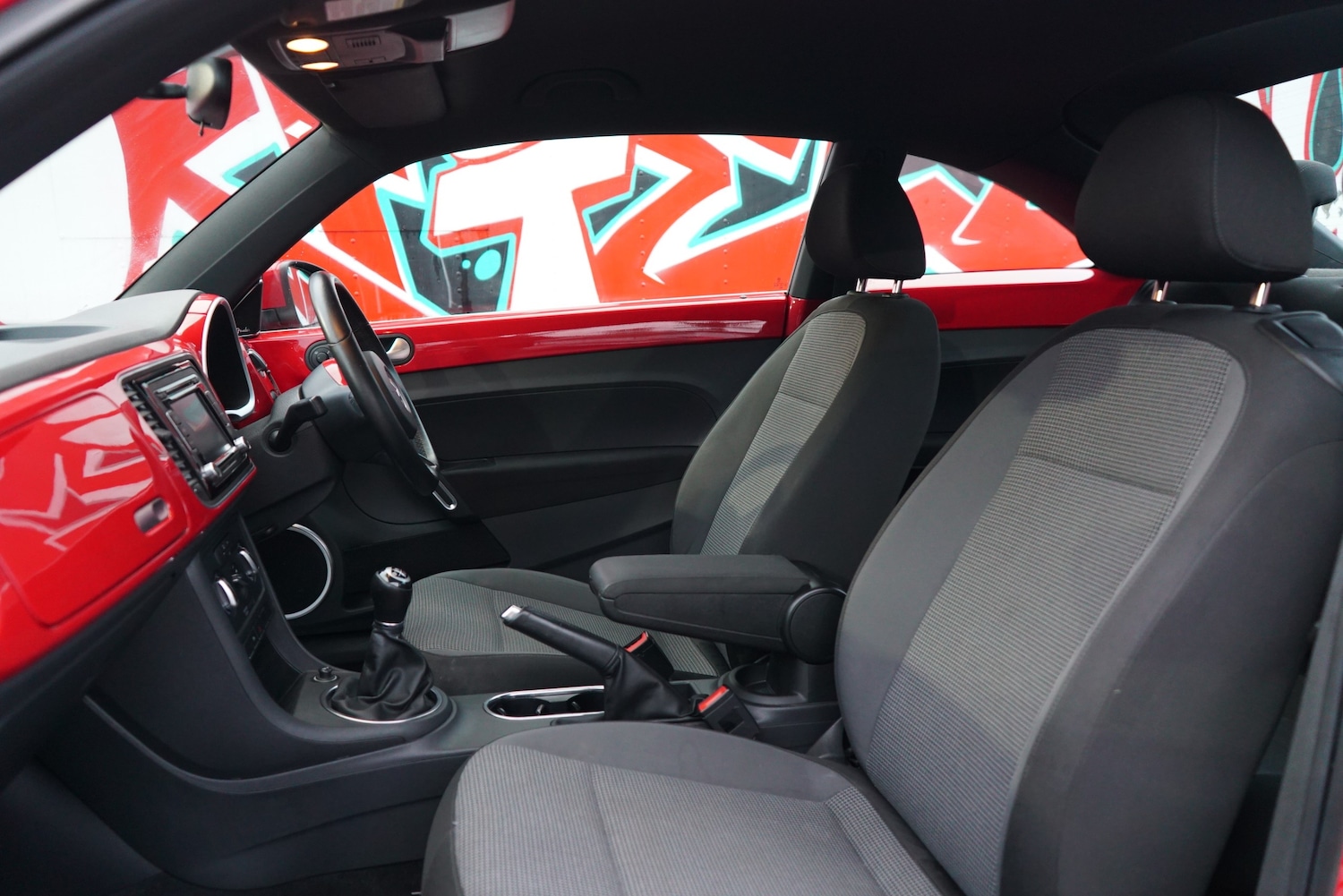 Used Volkswagen Beetle 2012 for sale - 77249353: Photo 65