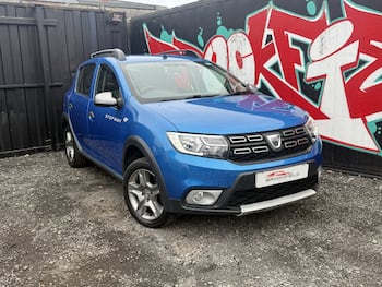 Used Dacia Sandero Stepway 2017 for sale - 79684713: Photo