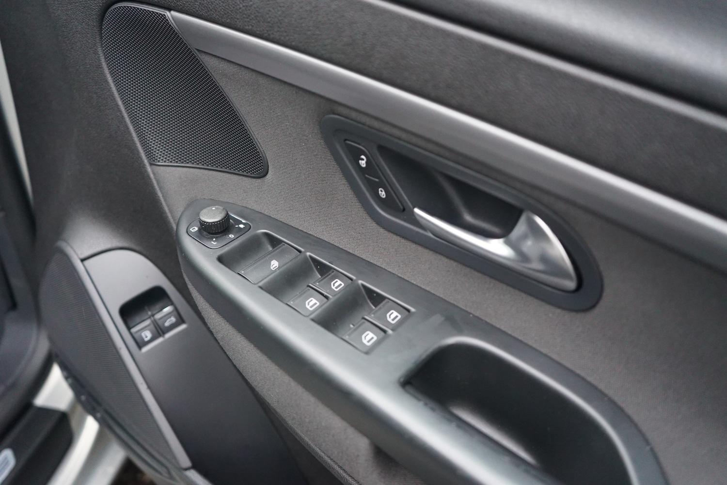 Used Volkswagen EOS 2010 for sale - 76985659: Photo 33