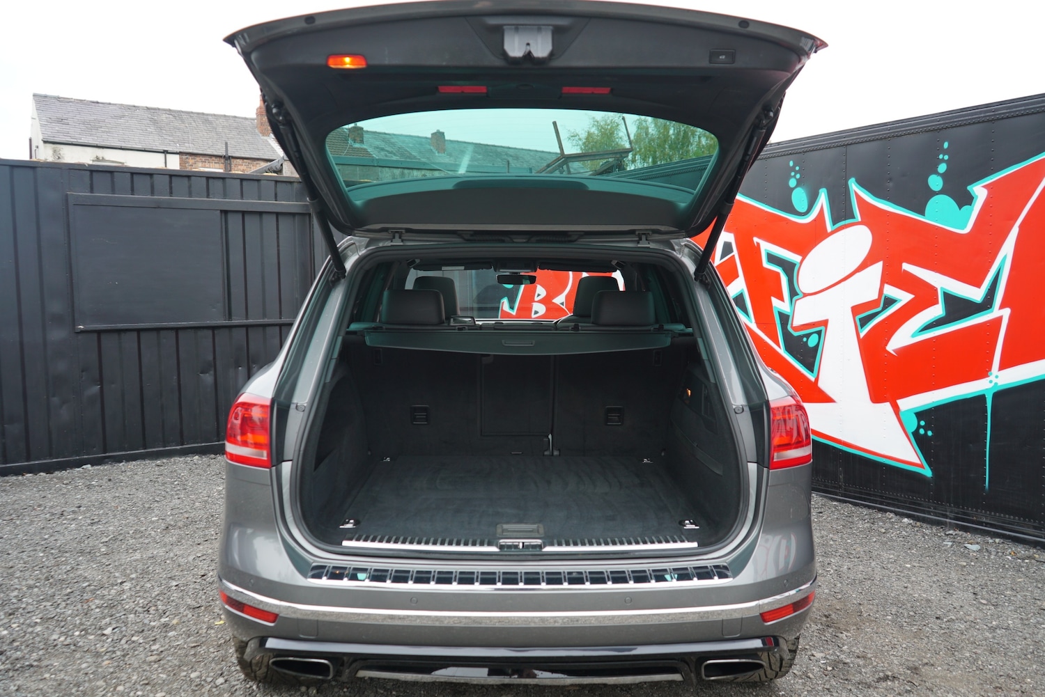 Used Volkswagen Touareg 2017 for sale - 76236907: Photo 13