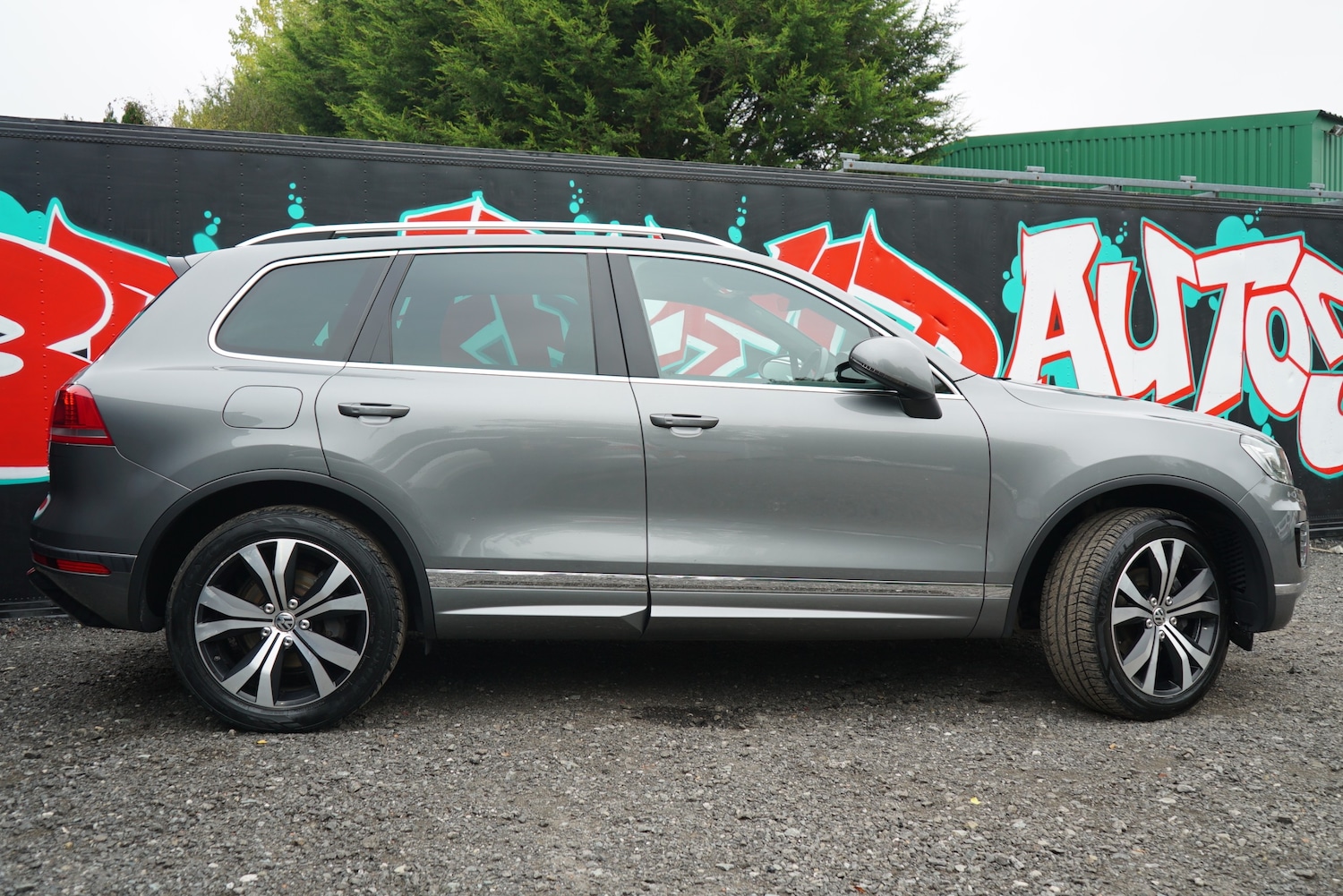 Used Volkswagen Touareg 2017 for sale - 76236907: Photo 24