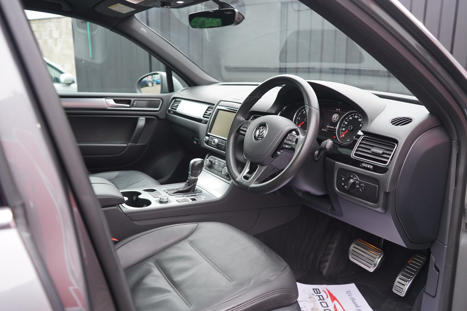 Used Volkswagen Touareg 2017 for sale - 76236907: Photo 39