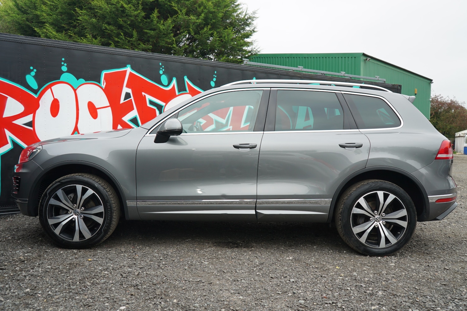Used Volkswagen Touareg 2017 for sale - 76236907: Photo 5