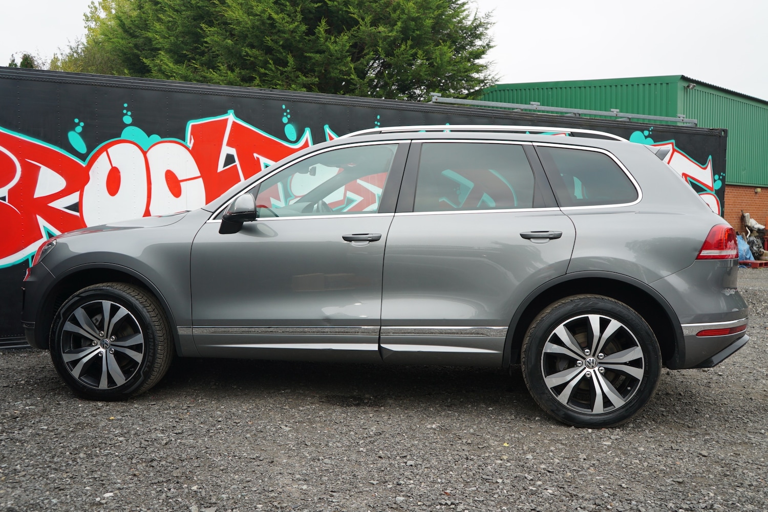 Used Volkswagen Touareg 2017 for sale - 76236907: Photo 6