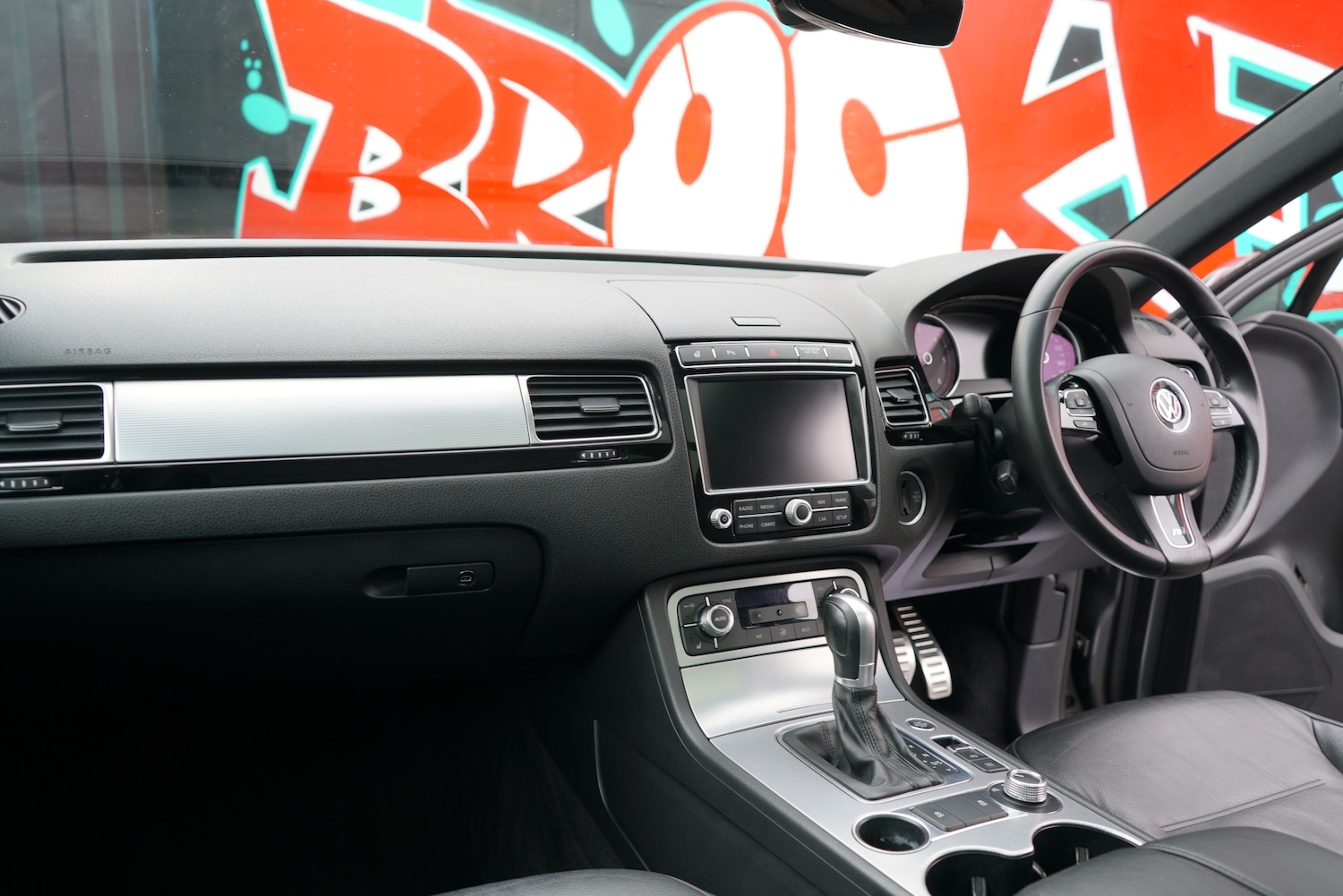 Used Volkswagen Touareg 2017 for sale - 76236907: Photo 73