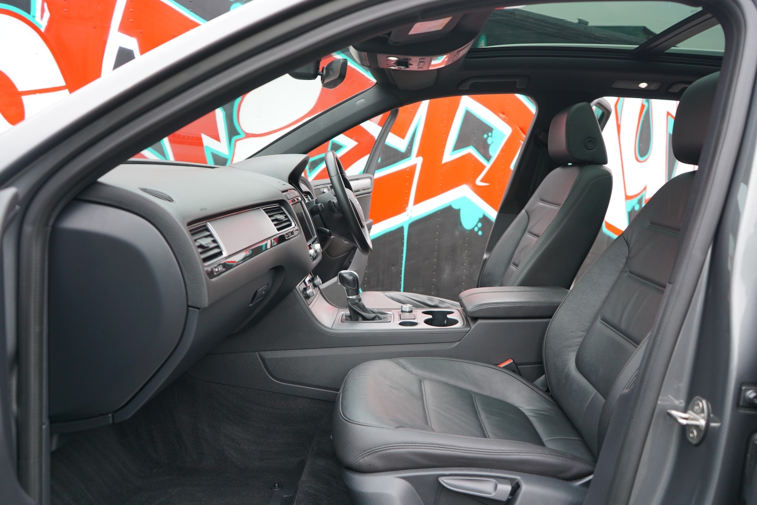 Used Volkswagen Touareg 2017 for sale - 76236907: Photo 80