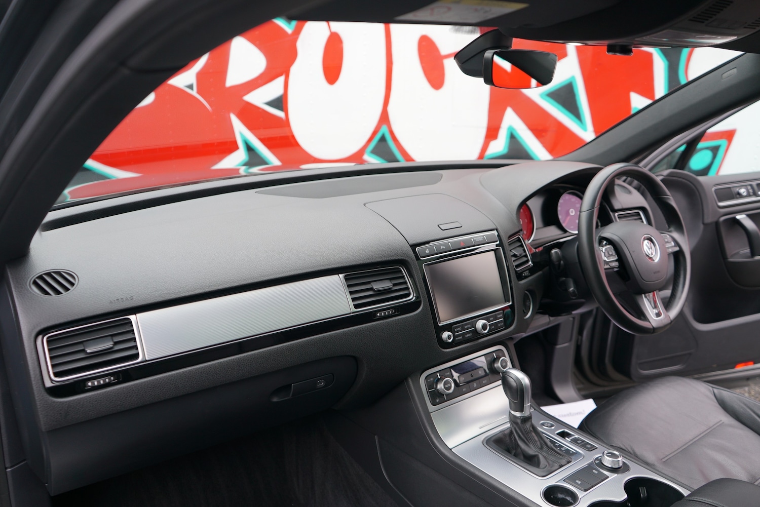 Used Volkswagen Touareg 2017 for sale - 76236907: Photo 85