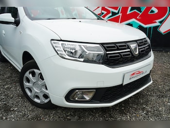 Used Dacia Sandero 2018 for sale - 76023871: Photo 2