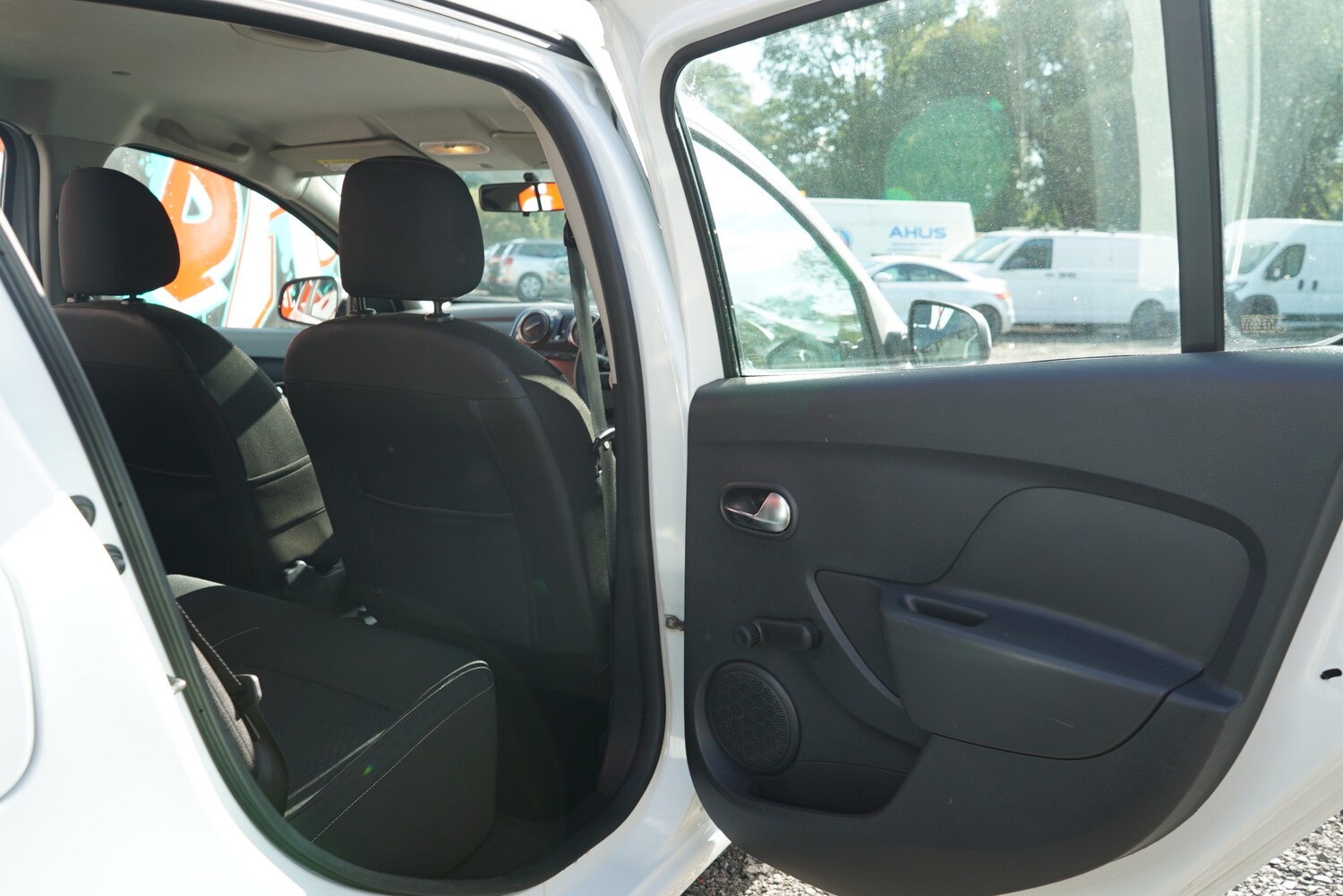 Used Dacia Sandero 2018 for sale - 76023871: Photo 44