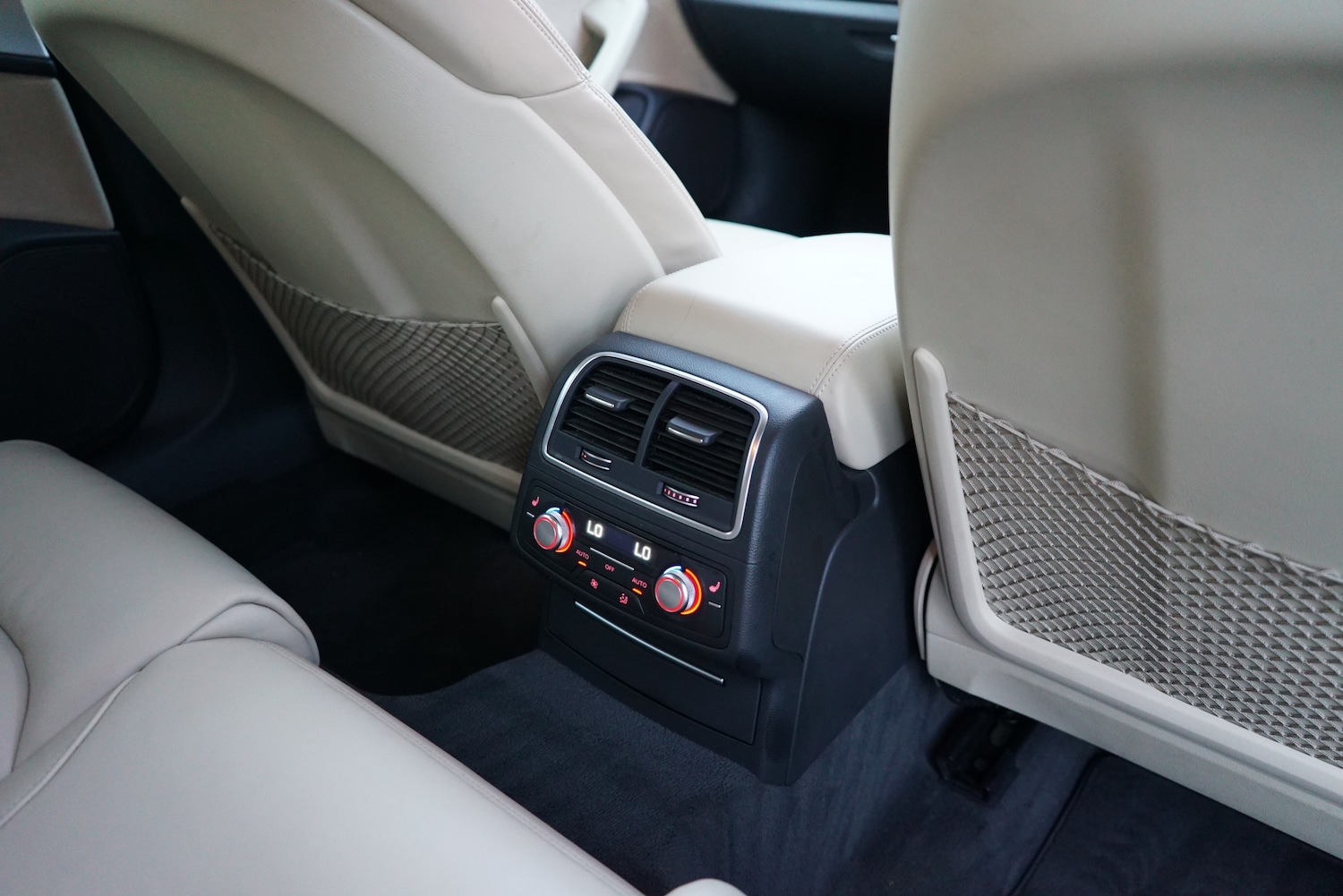 Used Audi A6 Allroad 2015 for sale - 76026918: Photo 63