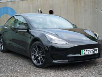 2022 (22) - RWD 4dr Auto