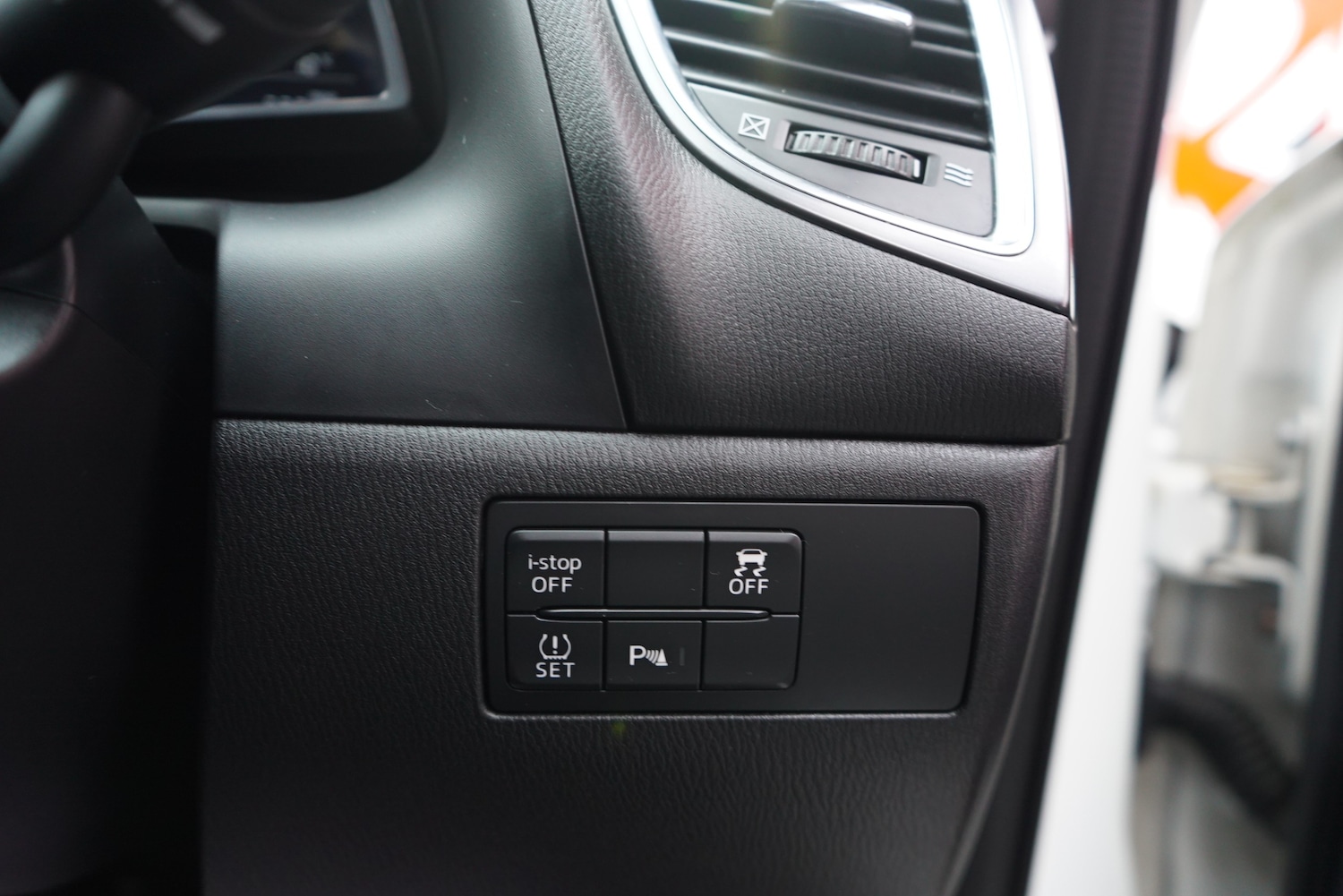 Used Mazda Mazda3 2017 for sale - 77457942: Photo 27