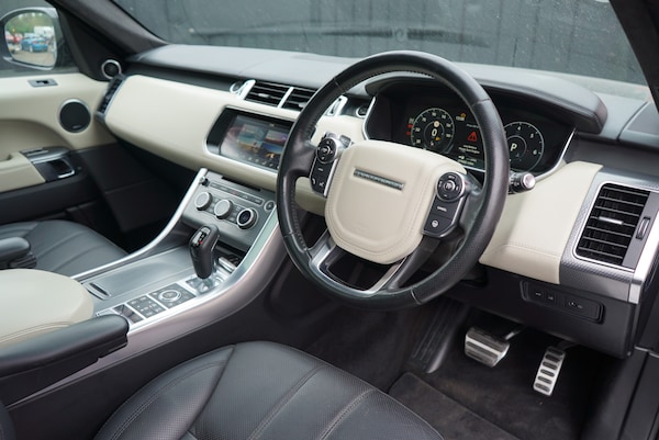 Used Land Rover Range Rover Sport 2017 for sale - 76305276: Photo 11