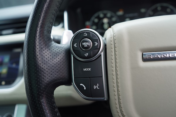 Used Land Rover Range Rover Sport 2017 for sale - 76305276: Photo 15