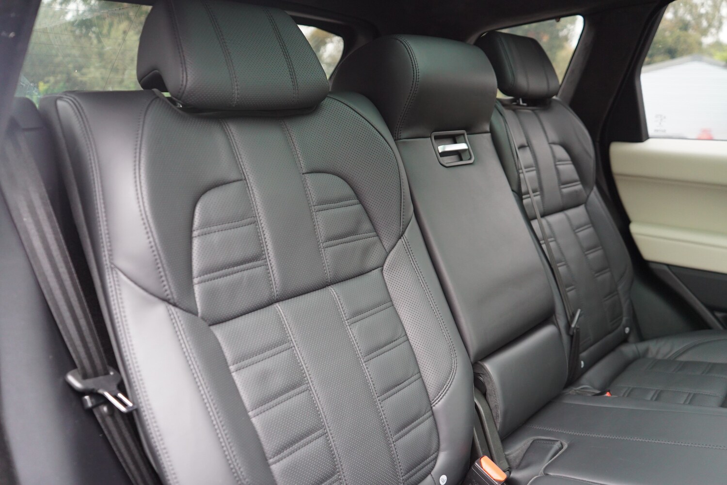 Used Land Rover Range Rover Sport 2017 for sale - 76305276: Photo 29