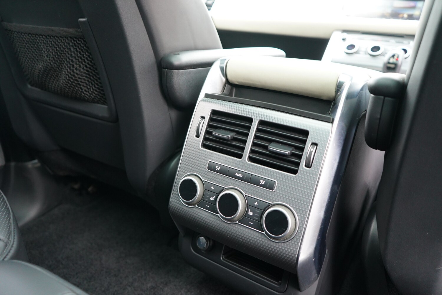 Used Land Rover Range Rover Sport 2017 for sale - 76305276: Photo 31