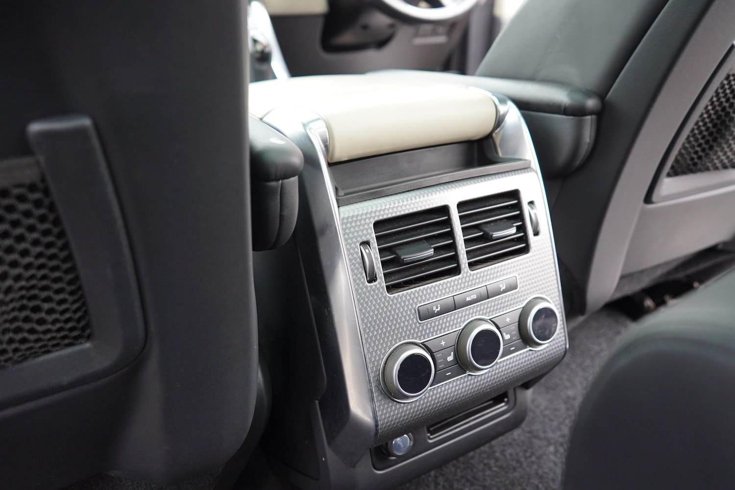 Used Land Rover Range Rover Sport 2017 for sale - 76305276: Photo 46