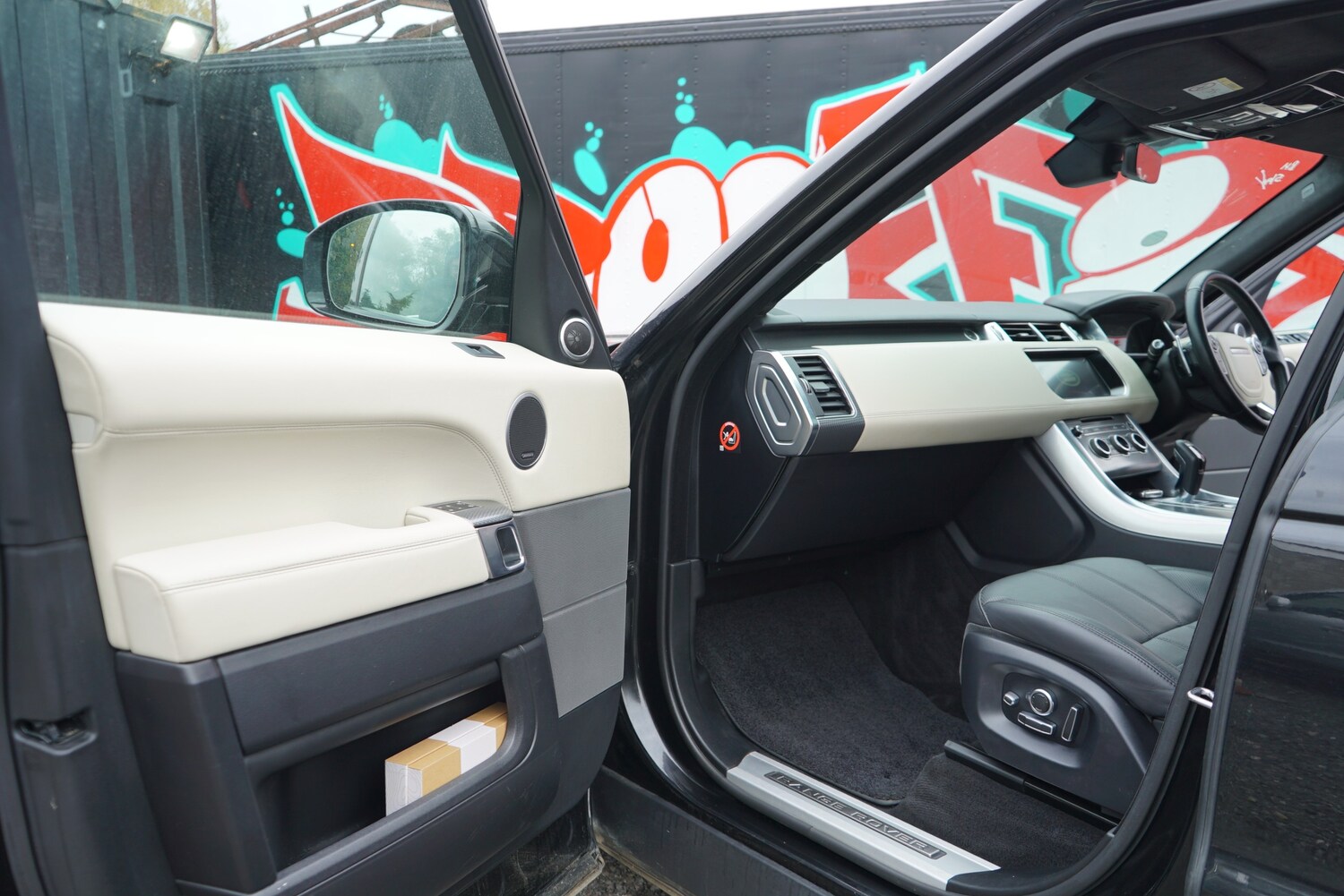 Used Land Rover Range Rover Sport 2017 for sale - 76305276: Photo 49