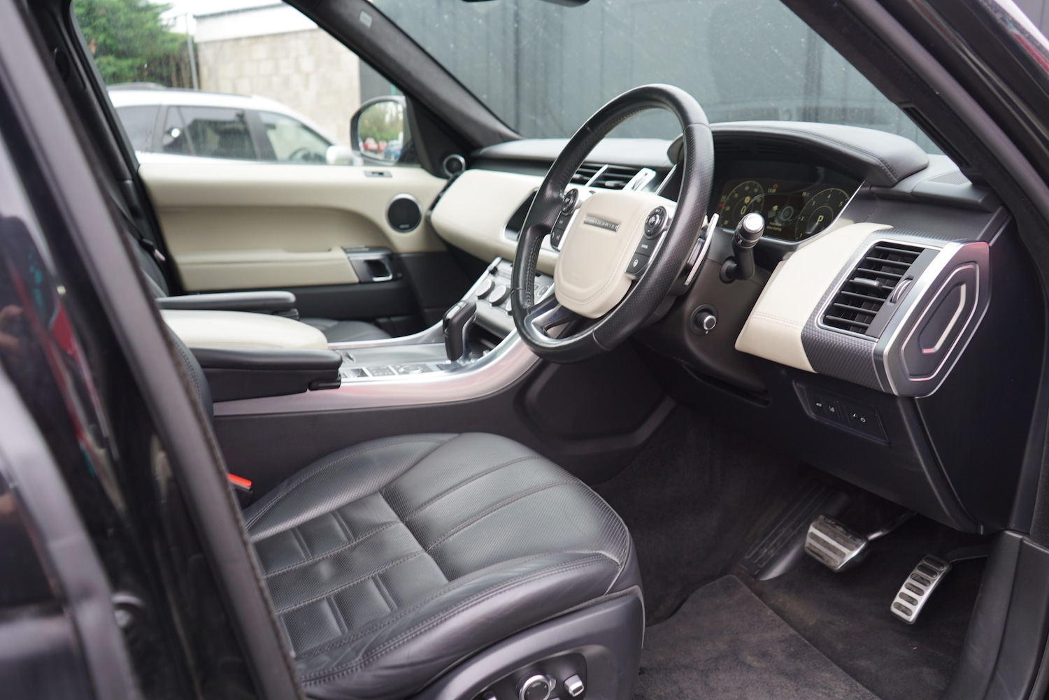 Used Land Rover Range Rover Sport 2017 for sale - 76305276: Photo 6