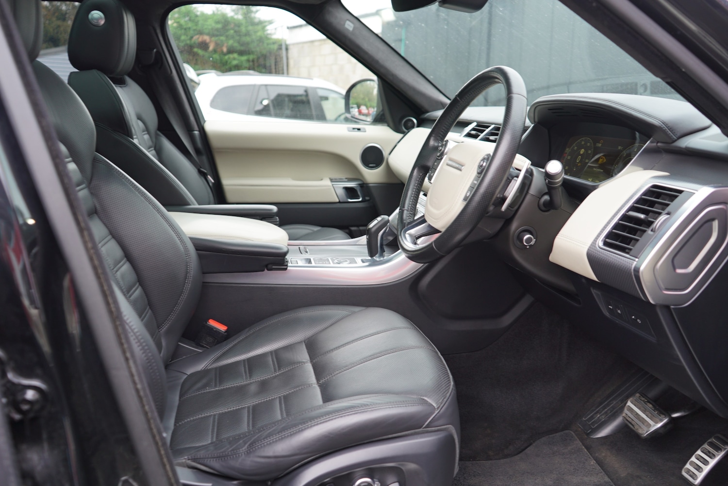 Used Land Rover Range Rover Sport 2017 for sale - 76305276: Photo 7