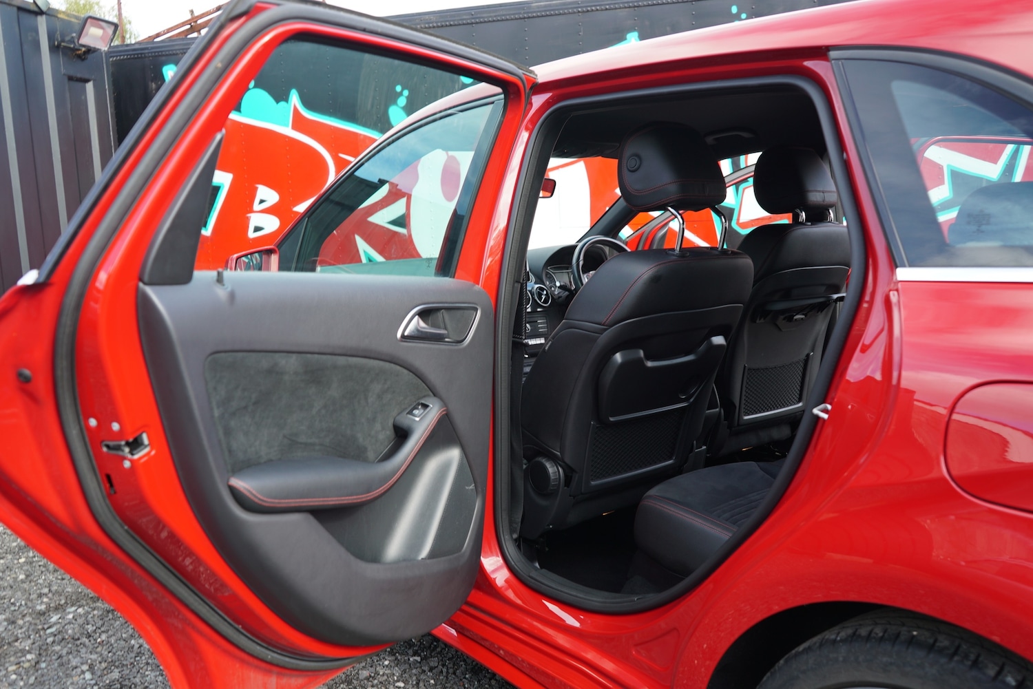 Used Mercedes-Benz B Class 2015 for sale - 77106810: Photo 63